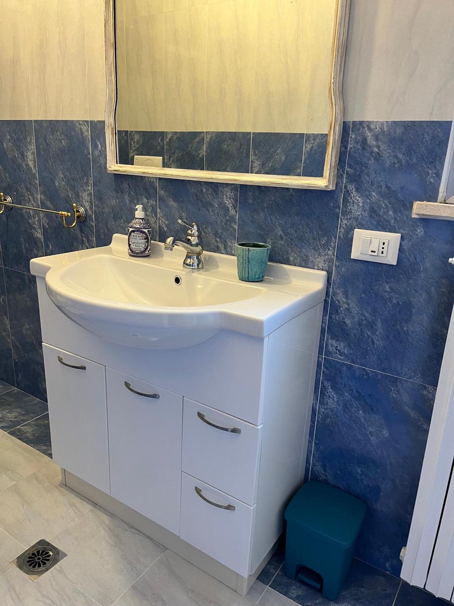 Minevaganti Apartment Ancona Bagian luar foto