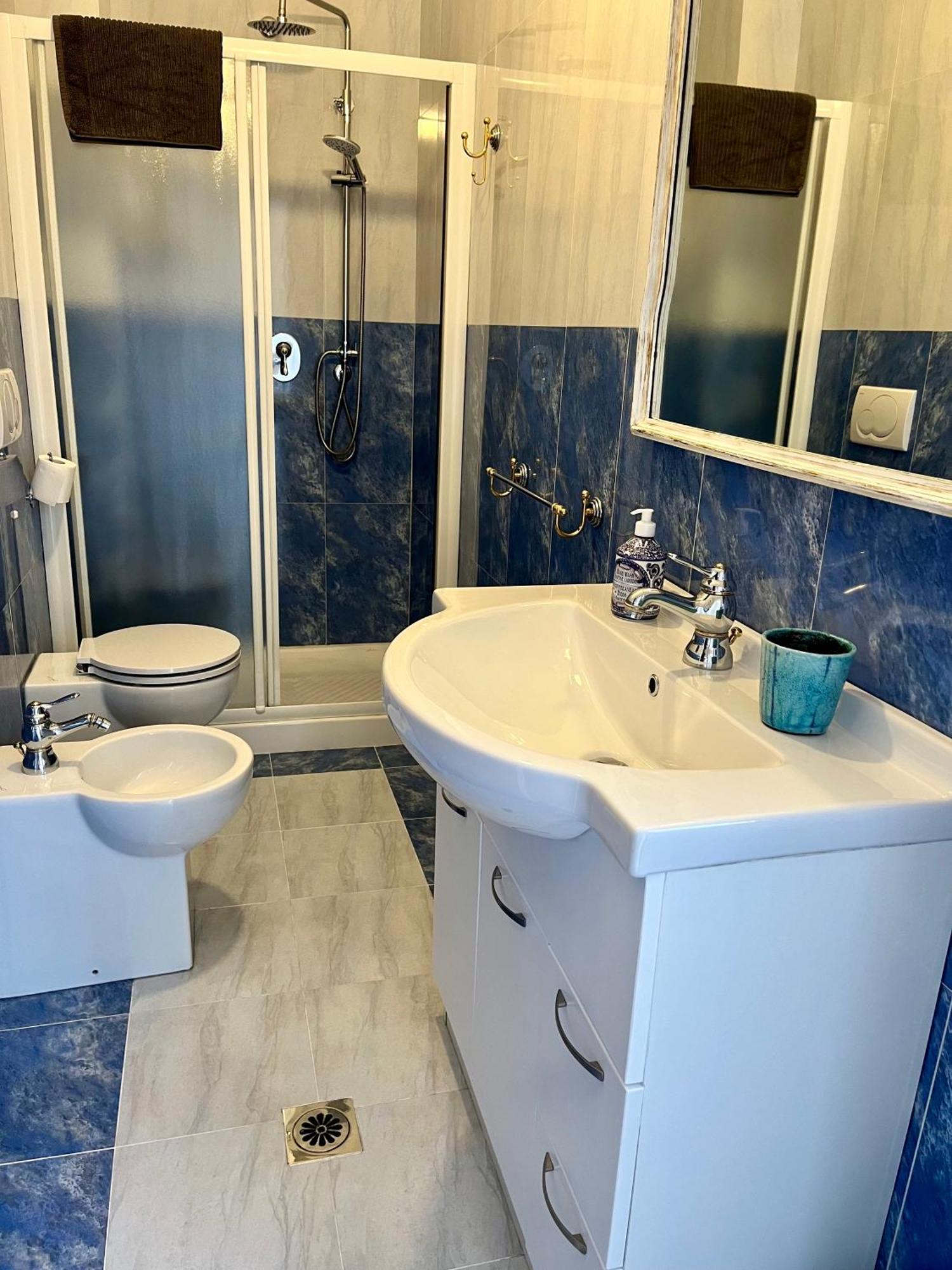 Minevaganti Apartment Ancona Bagian luar foto