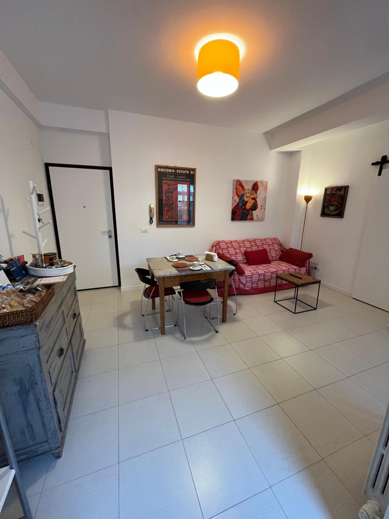 Minevaganti Apartment Ancona Bagian luar foto